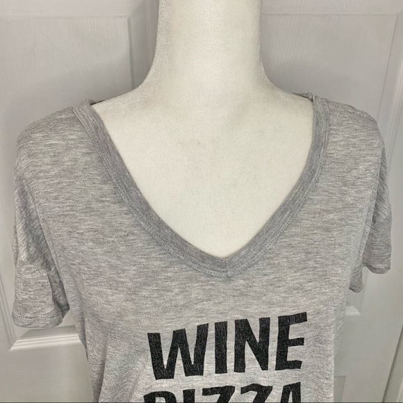 WINE, PIZZA, NETFLIX, YOGA PANTS Soft Gray Tee-M - Picture 4 of 8